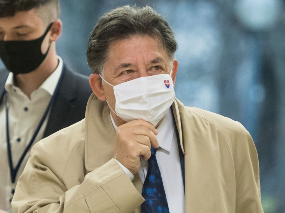 Namiesto kotlovej dotácie zelená obnova. Budaj pripravil plán