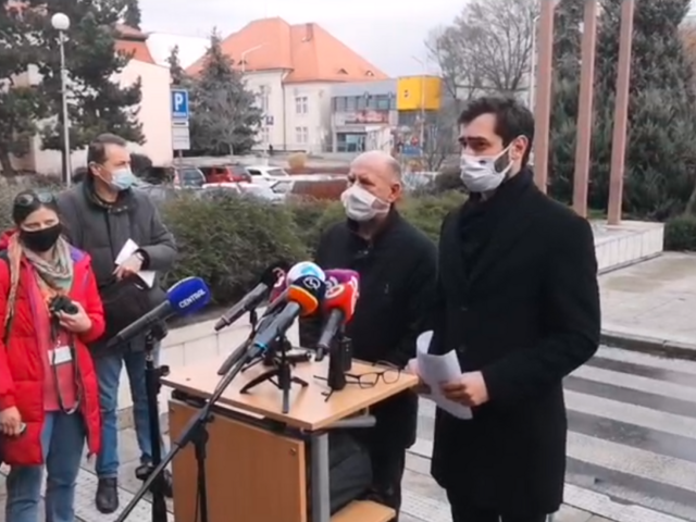 Zo zamorenej Nitry je druhá Orava. Nejazdite sem, žiada polícia