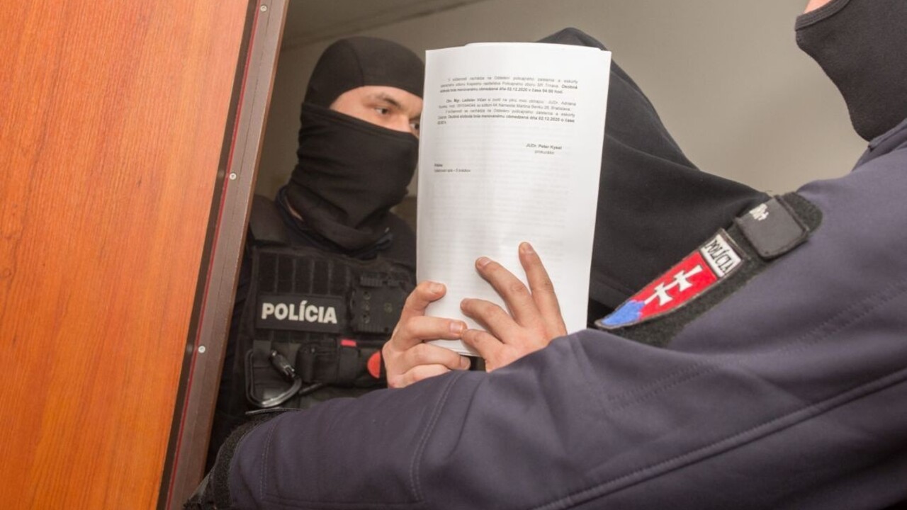 Rozhodli aj o obvinených z akcie Judáš. Zostávajú vo väzbe