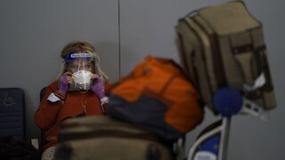 USA evidujú státisíce nových prípadov, spoliehajú sa na očkovanie