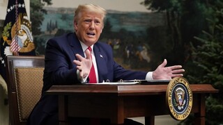 Absolútne absurdné. Trump reagoval na snahu o impeachment