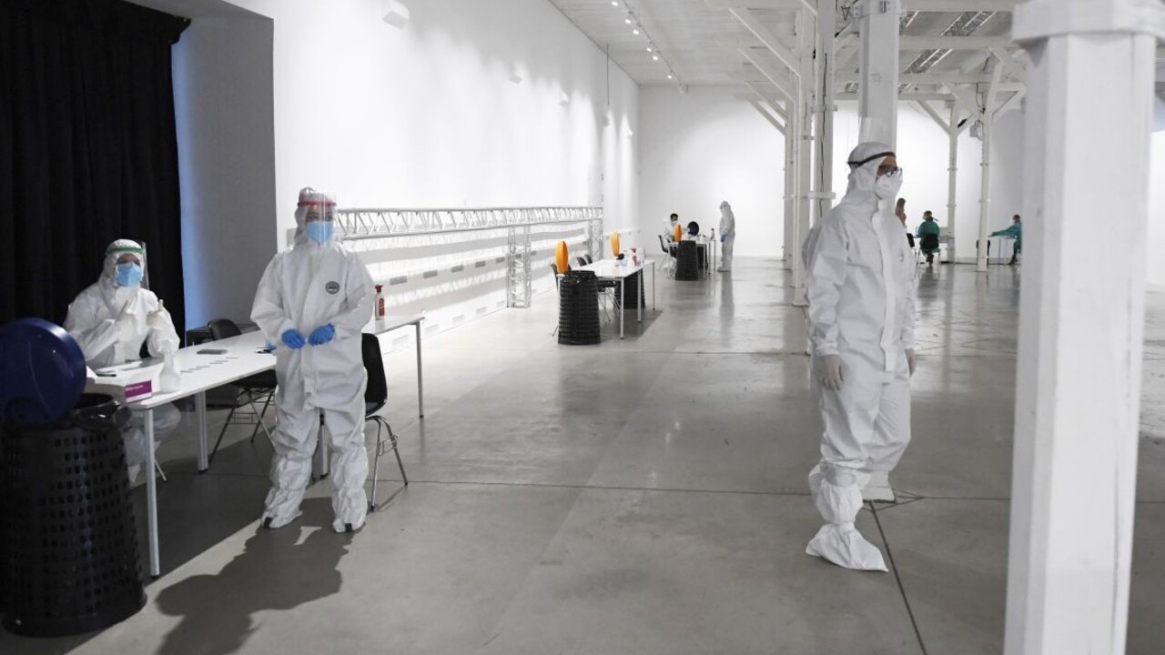 Opatrenia nestačia, testovanie je rizikové, tvrdí epidemiologička