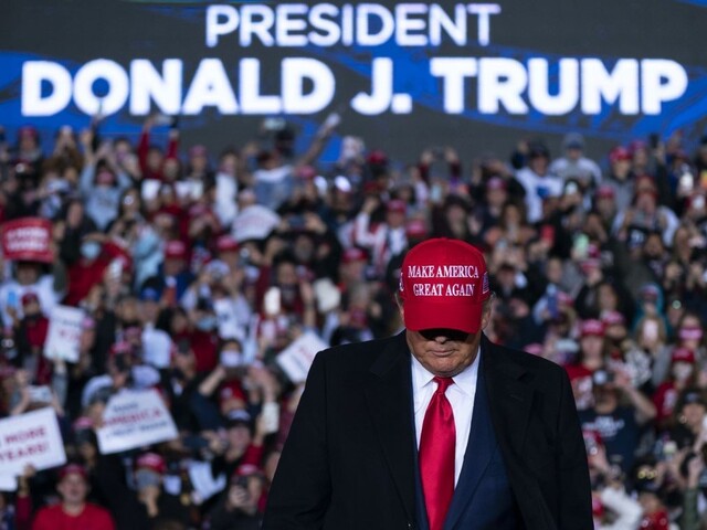 Trump čelí druhému impeachmentu, Snemovňa schválila žalobu