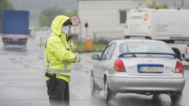 Rakúsko sprísňuje podmienky vstupu, týka sa to aj Slovákov