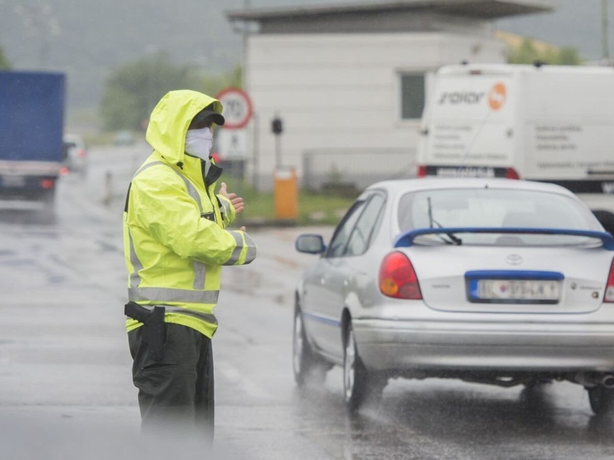 Rakúsko sprísňuje podmienky vstupu, týka sa to aj Slovákov