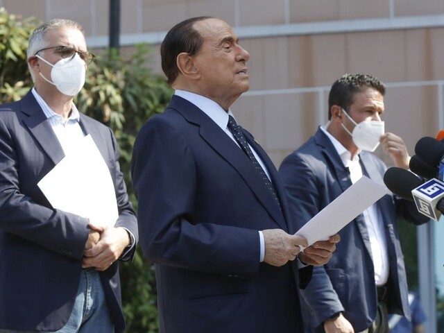 Berlusconiho hospitalizovali, dôvodom sú problémy so srdcom