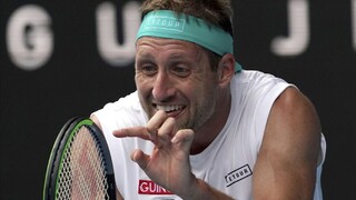 Mal pozitívny test, na Australian Open mu však pricestovať dovolili