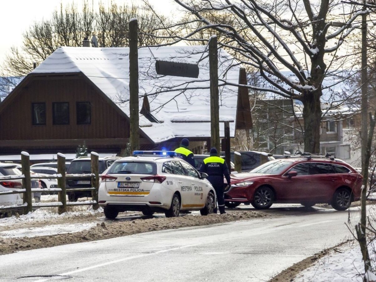 Koliba i Kamzík sú plné. Polícia vyzvala ľudí, aby rešpektovali pokyny