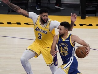 Golden State Warriors vyhralo nad Los Angeles Lakers