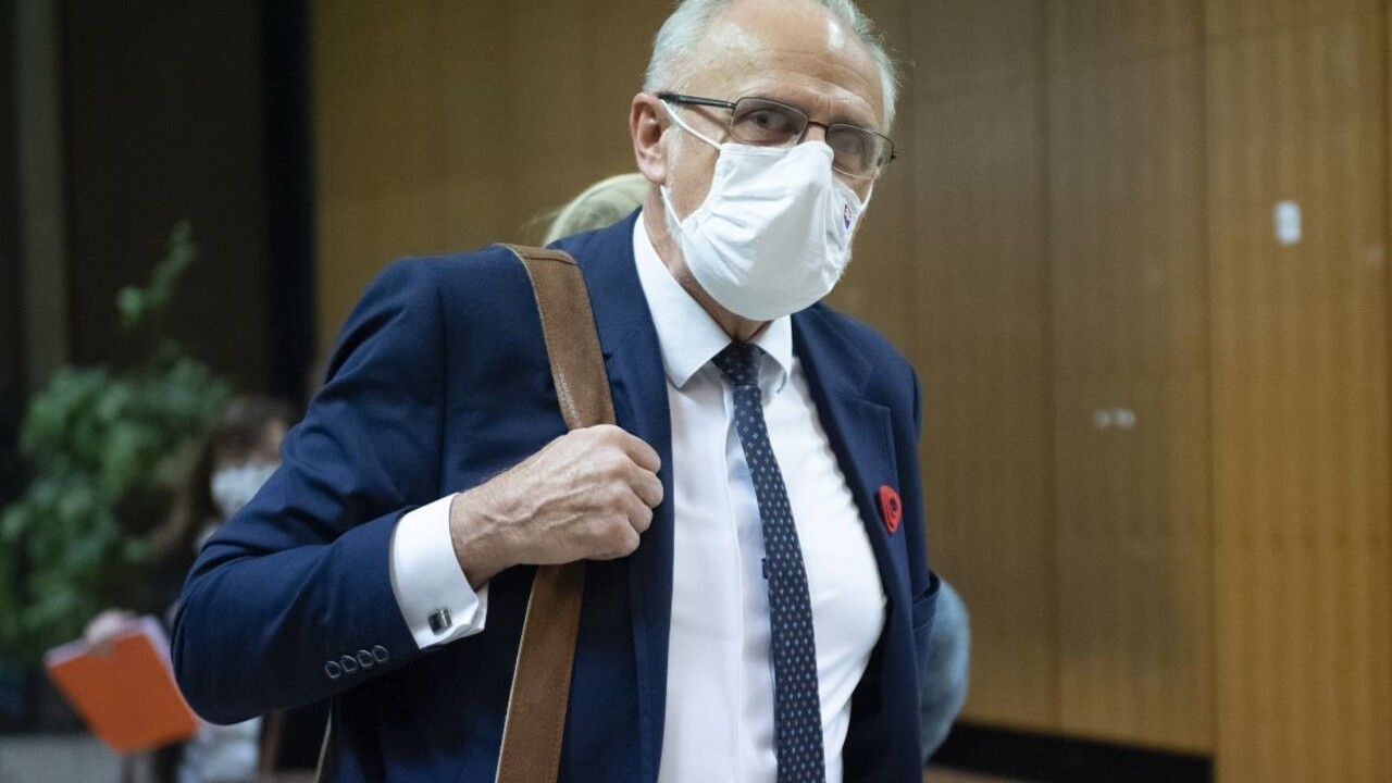 Nikto nesplnil podmienky, tvrdí Mičovský po konkurze na šéfa PPA