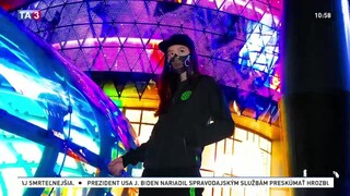 Osobné reproduktory i respirátor pre hráčov môžu byť štýlovým príslušenstvom