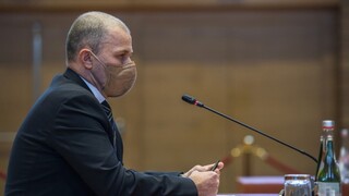 Poslanci vypočuli kandidátov na šéfa polície, odporučili Kovaříka