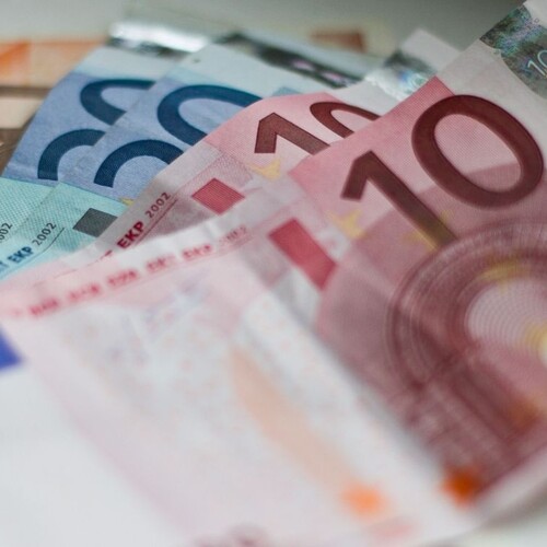 Hrozba zlého ratingu je zažehnaná, investori Slovensku dôverujú