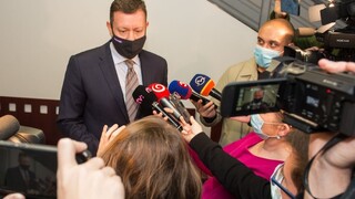 Ako to bolo s previerkou Lipšica? Krajniak nevolal, reaguje NBÚ