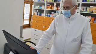 V boji s vírusom pomôže nový liek. Bude dostupný i na predpis