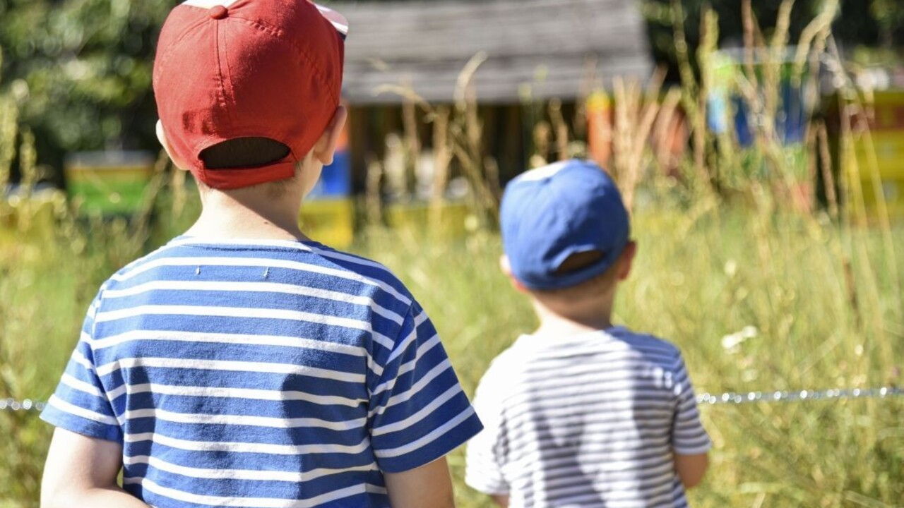 Na Považí sa stratili malí chlapci. Polícia prosí o pomoc