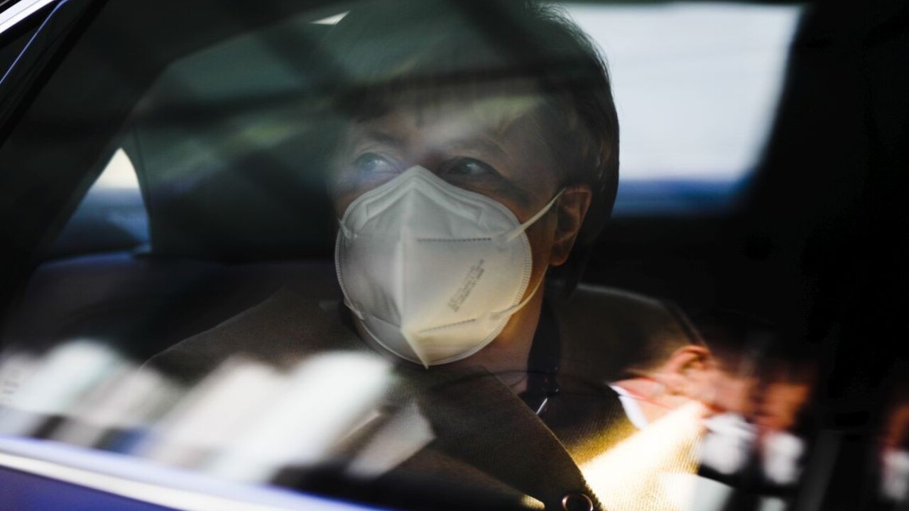 Lockdown sa Nemecku oplatil. Za mesiac klesli čísla o polovicu