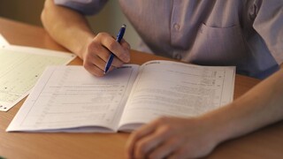 Stredoškoláci sa obávajú maturít, problémom sú praktické skúšky