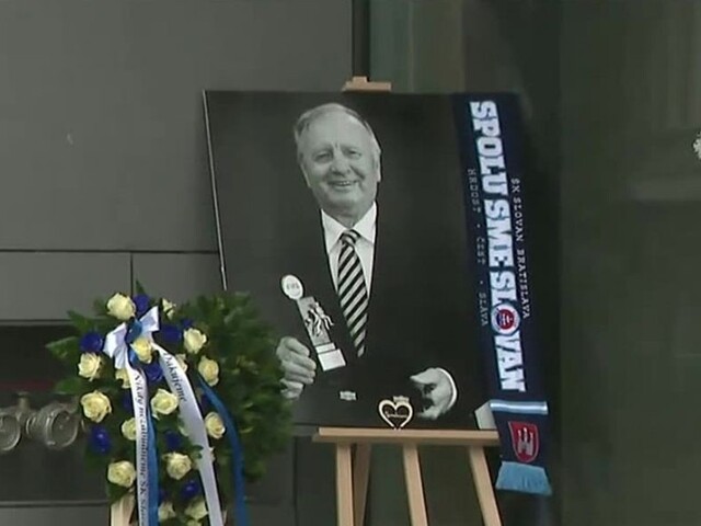 Na počesť Vengloša vytvorili na Tehelnom poli pietne miesto