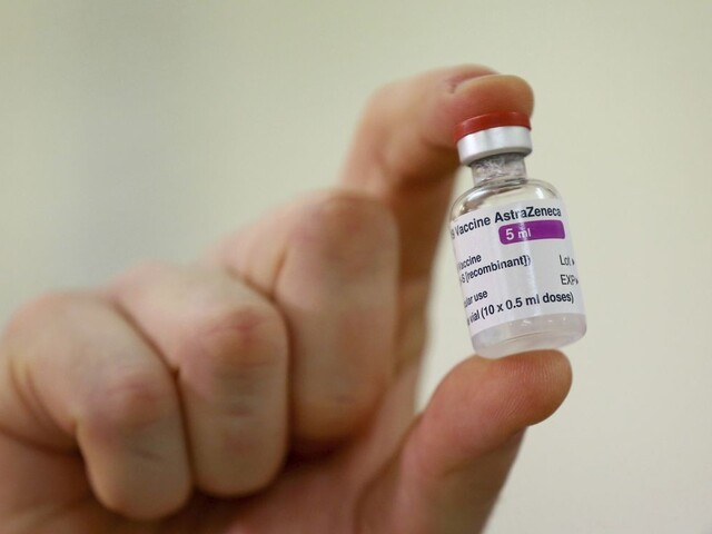 Očkovať sa bude u nás aj vakcínou od AstraZeneca. Kedy dorazí?