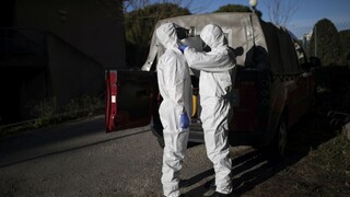 Francúzi zatvárajú hranice, od ľudí z EÚ budú pýtať PCR test