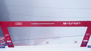 Super-G museli kvôli nepriaznivým podmienkam odložiť na pondelok