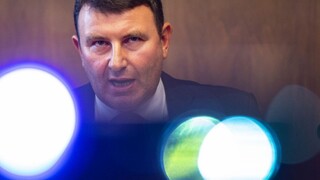 Súd rozhodoval v kauze Mýtnik: Imrecze, Brhel a ďalší idú do väzby