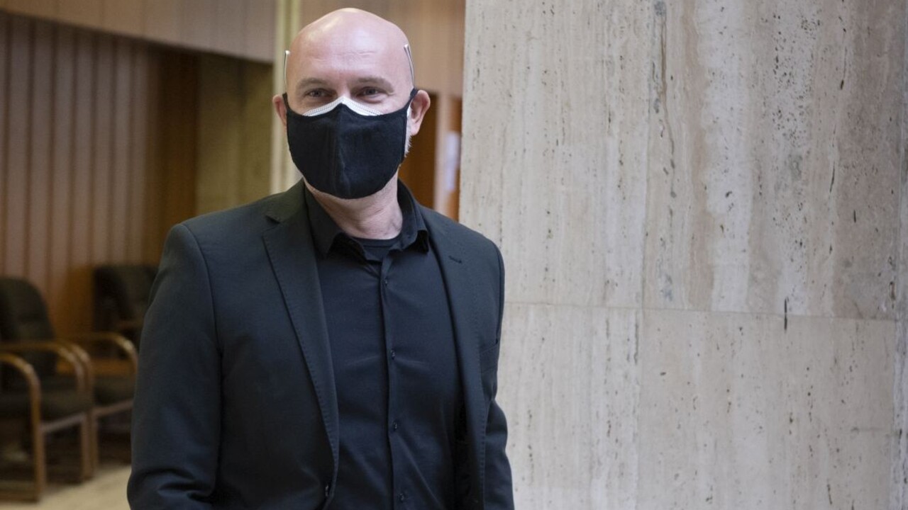 Deti chcú vrátiť do škôl. Gröhling verí, že presvedčí komisiu