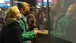 Navaľný ako agent západu? Kremeľ obhajuje jeho uväznenie