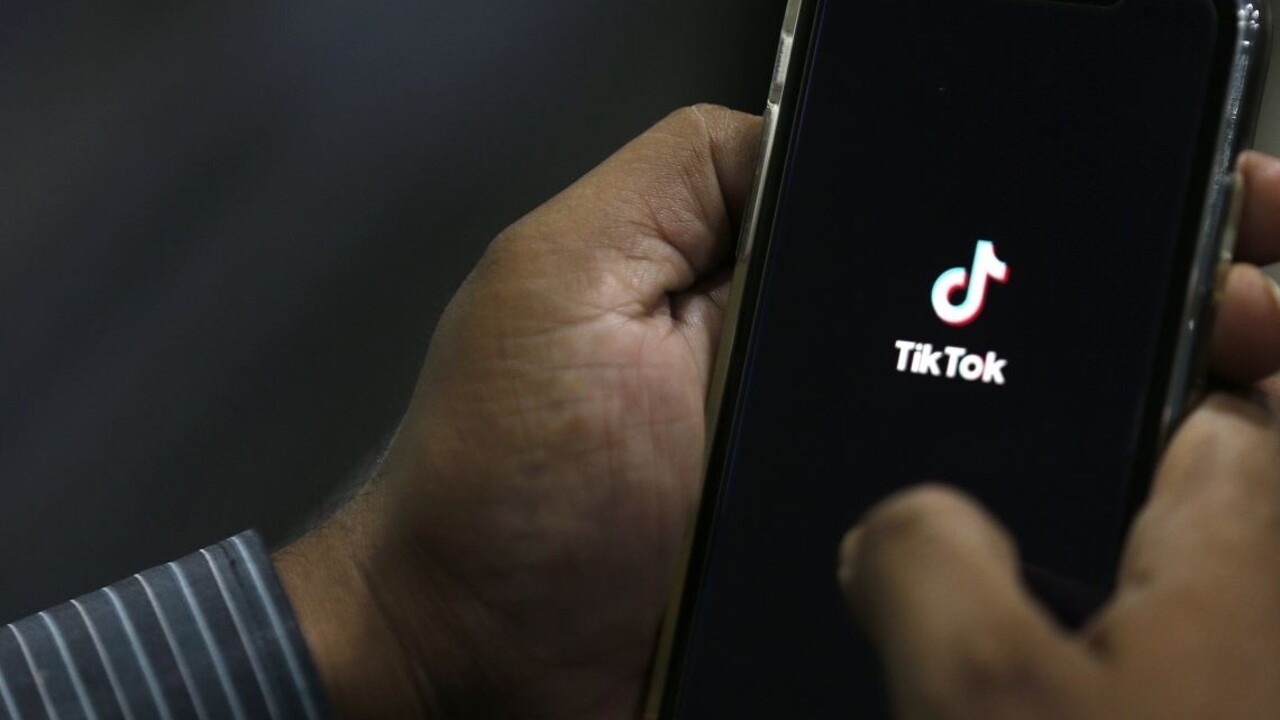 Dievča zomrelo pri plnení výzvy. Platforma pre mladých prijíma opatrenia