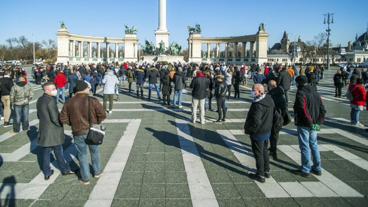V Maďarsku sa situácia zhoršuje, priznal Orbán. Verí v čínsku vakcínu