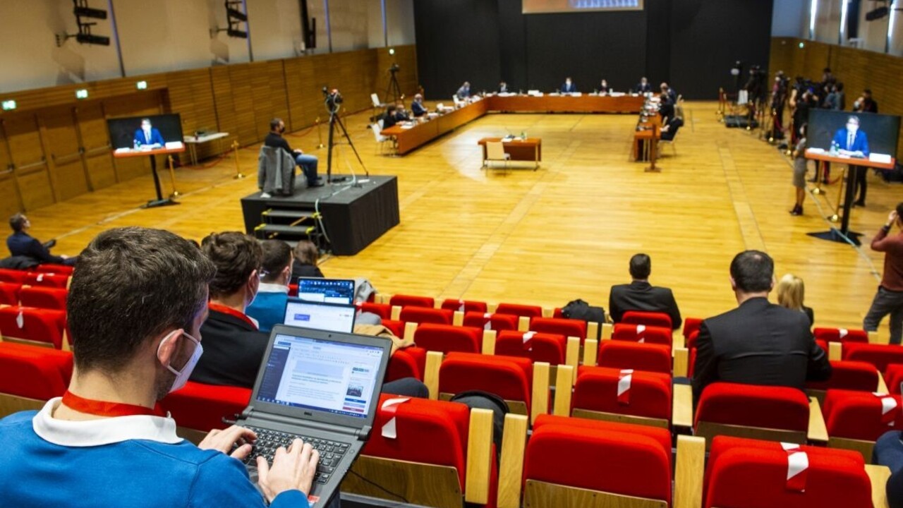 SaS si vyberá favorita na špeciálneho prokurátora, v hre sú dve mená