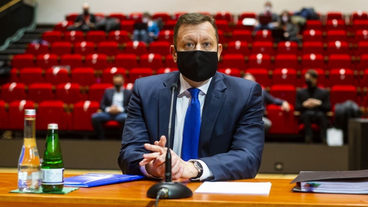 Vráti dôveru, Lex Lipšic sa potvrdil, chyba. Politici reagujú na voľbu