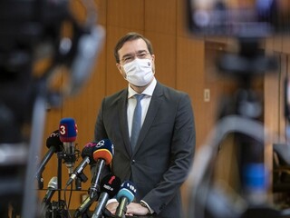 Tempo očkovania je vysoké, vakcíny z úvodu roka sa už minuli
