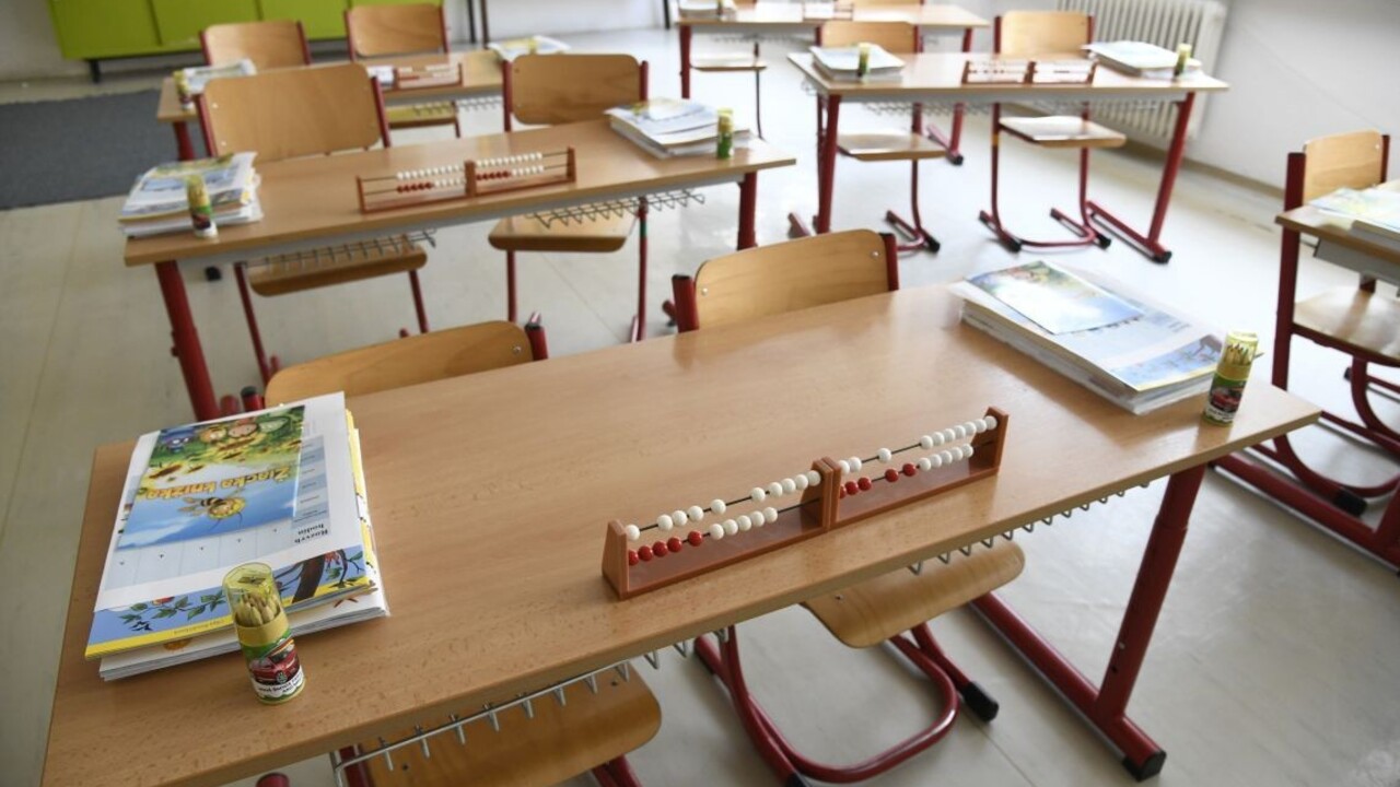 Na Zemplíne zostane väčšina škôl zatvorená, odporúča to RÚVZ