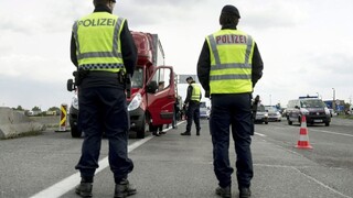 Rakúsko sprísni kontroly na hraniciach, dotkne sa to i Slovenska