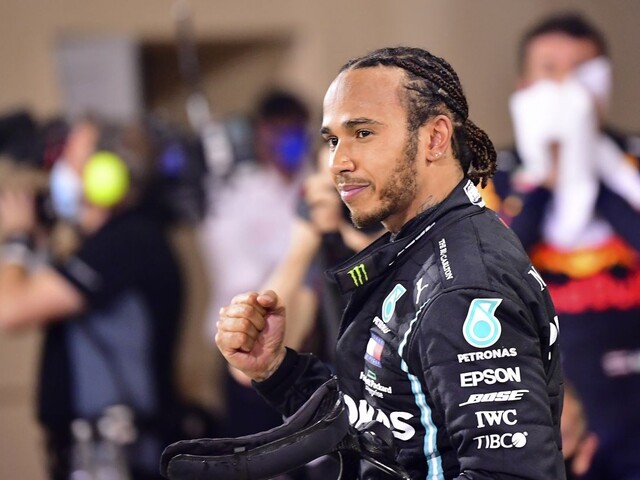 Majster zostáva v Mercedese, Hamilton predĺžil zmluvu