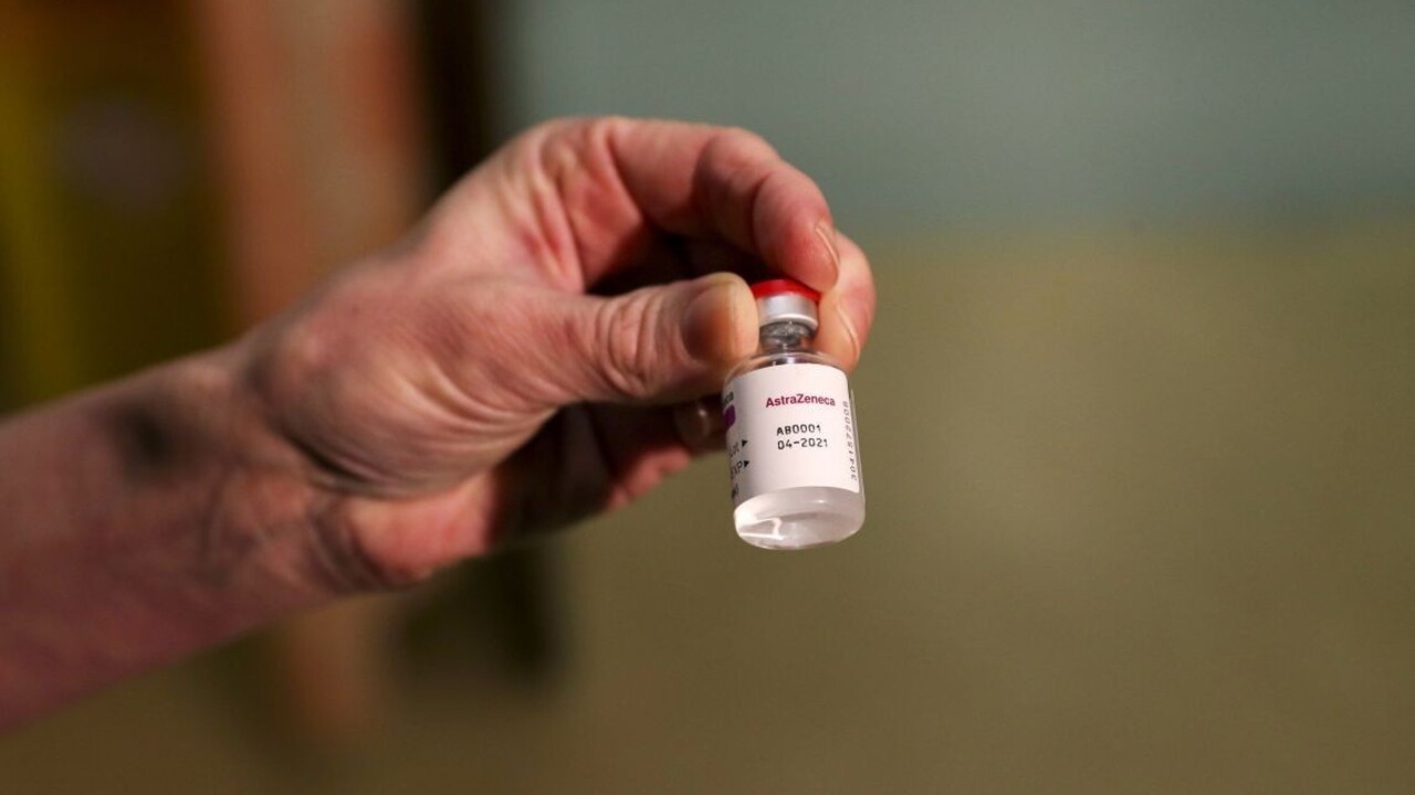 Na odmietanie je priskoro, tvrdí WHO. Bráni vakcínu AstraZenecy