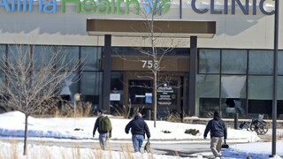 Krvavá odplata pacienta. Po streľbe v nemocnici hlásia obeť