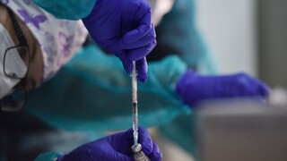 Nitra už chystá očkovanie učiteľov. Štartuje v pondelok