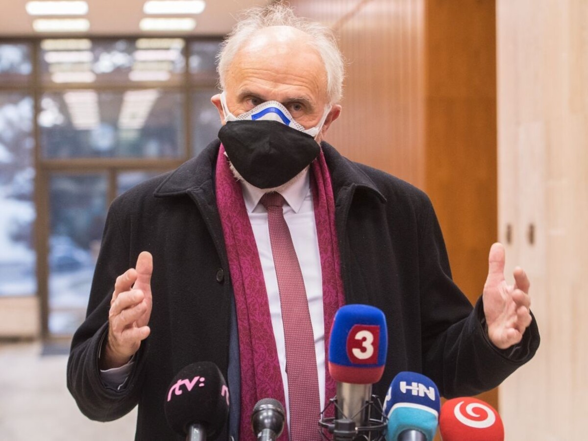 Vymeňte ministra, robí prešľapy, vyzýva Hlas vládne OĽANO