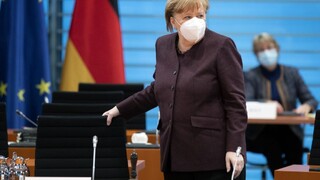 Nemecko predĺži lockdown do marca, rozhodli aj o školách