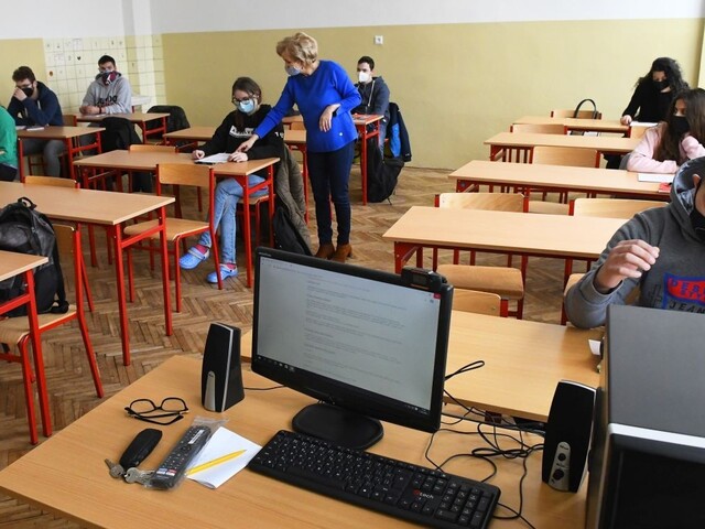 Očkovanie učiteľov: Do prvej fázy pridali ďalších zamestnancov