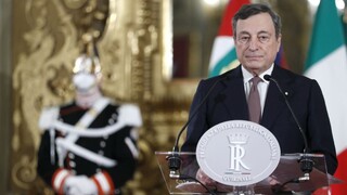 Bývalý šéf európskej banky Draghi prijal funkciu premiéra