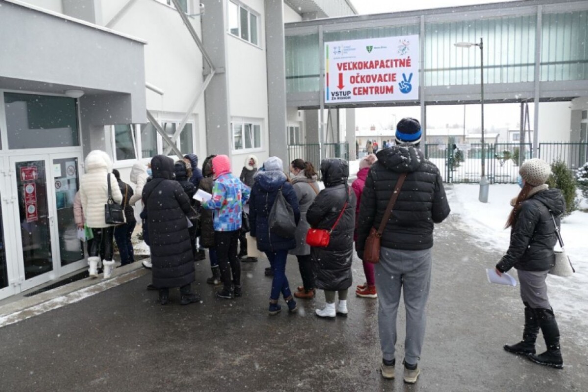 13022021zilina-vakcinacia-01759573_7fef6928.jpg
