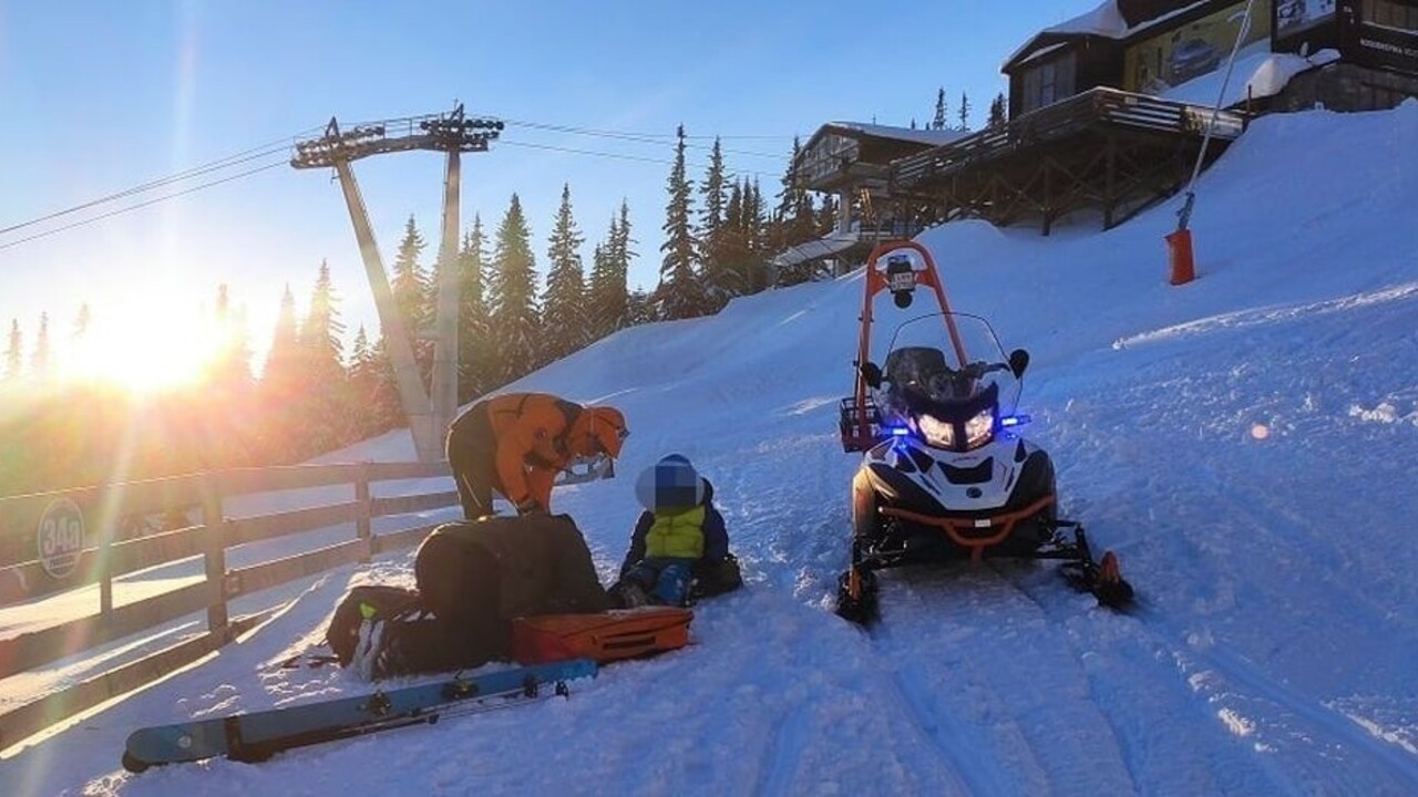 Chlapček sa pošmykol a padal 200 metrov. Zasiahli záchranári