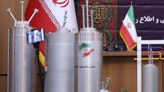 Irán poruší jadrovú dohodu, zamietne kontroly svojich zariadení