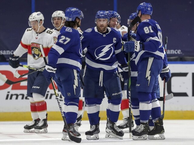 NHL: Tampe nestačila Černákova asistencia, doma prehrala