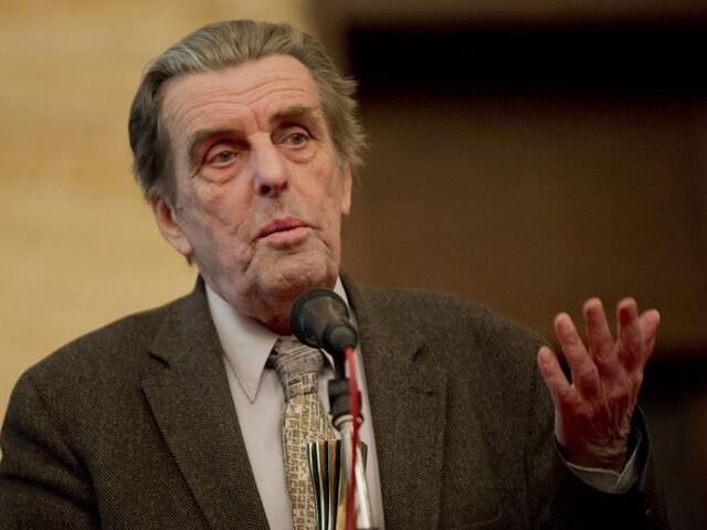 Zomrel Jan Sokol, exminister školstva a signatár Charty 77