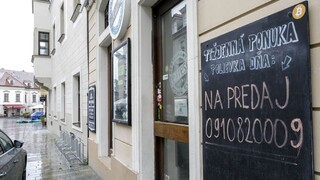 Druhá vlna zasiahla ekonomiku menej, pokles sa výraznejšie nezrýchlil